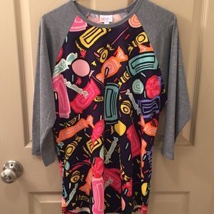 LuLaRoe NWOT Randy Baseball Tee XL